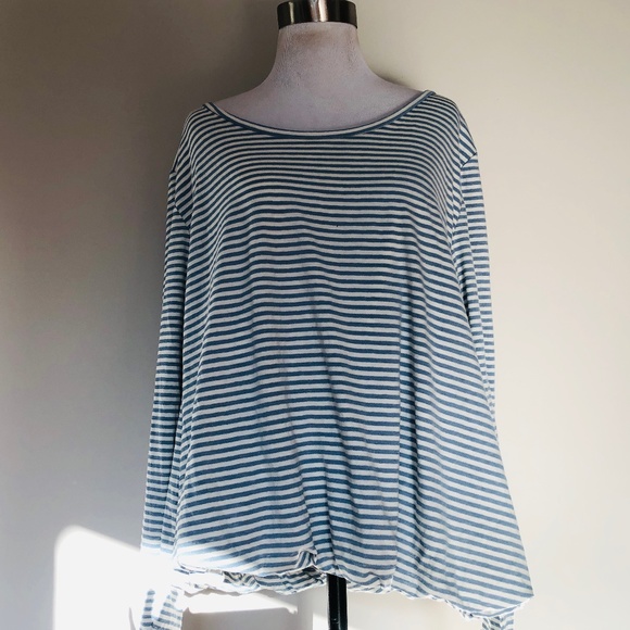 BLOUSE XL Pullover Striped Blue and White NWOT Never Worn Long Sleeves - Picture 1 of 9